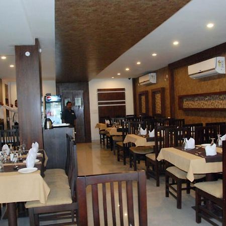 Hotel Royal Villas Bhopal Eksteriør billede