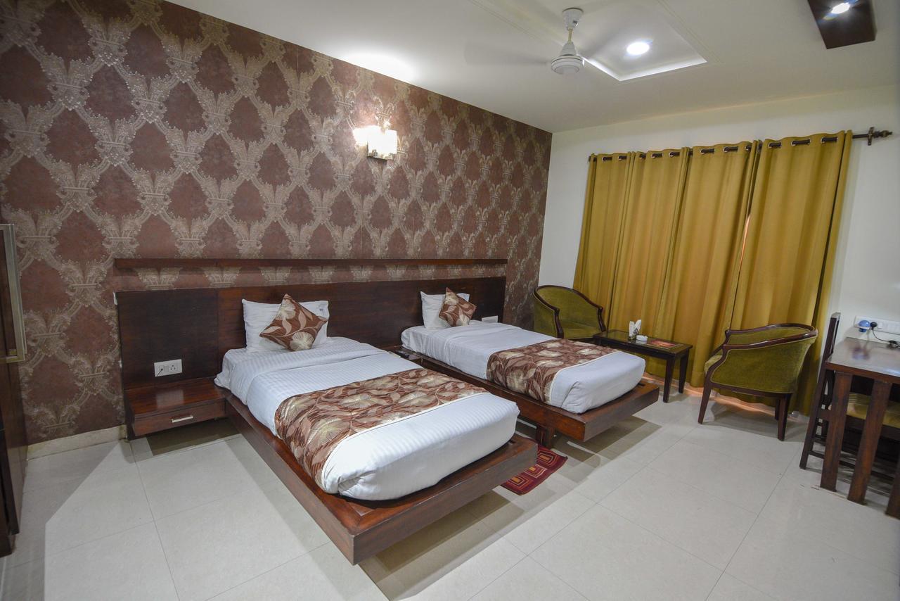 Hotel Royal Villas Bhopal Eksteriør billede