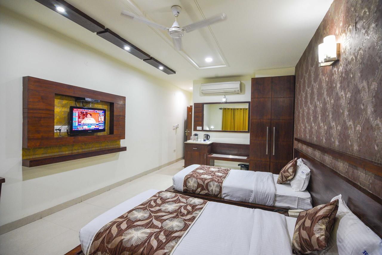Hotel Royal Villas Bhopal Eksteriør billede