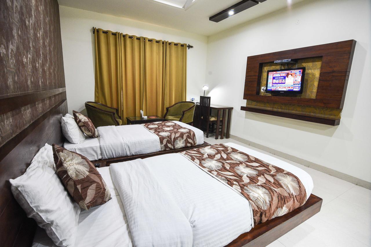Hotel Royal Villas Bhopal Eksteriør billede